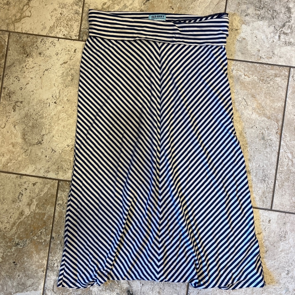 Old Navy Maternity Maxi Skirt
